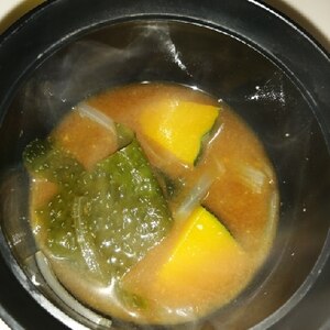 南瓜と玉葱のお味噌汁